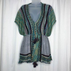 FREE PEOPLE multi-colored, beautiful sweater!